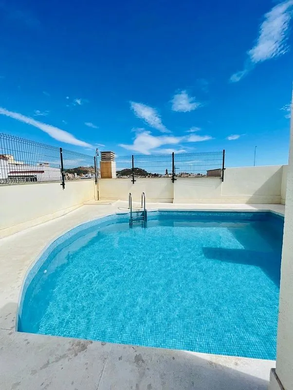 Bassein - 2-Bedroom Apartment with Pool in Carranque
