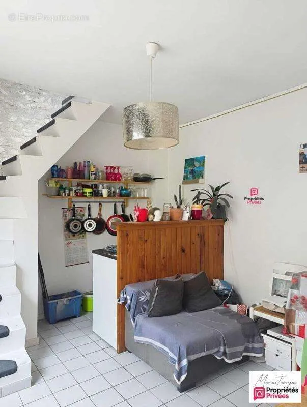 Elutuba - Duplex Studio with Mezzanine in Compiègne