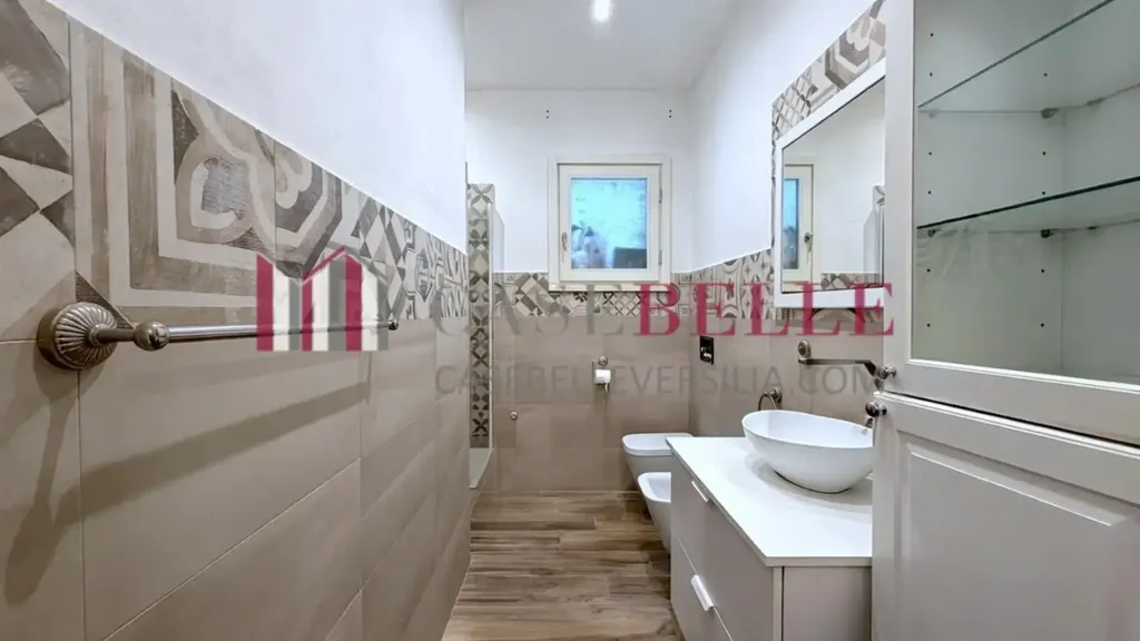 Vannitoad - Bifamiliar Villa with Garden in Massarosa