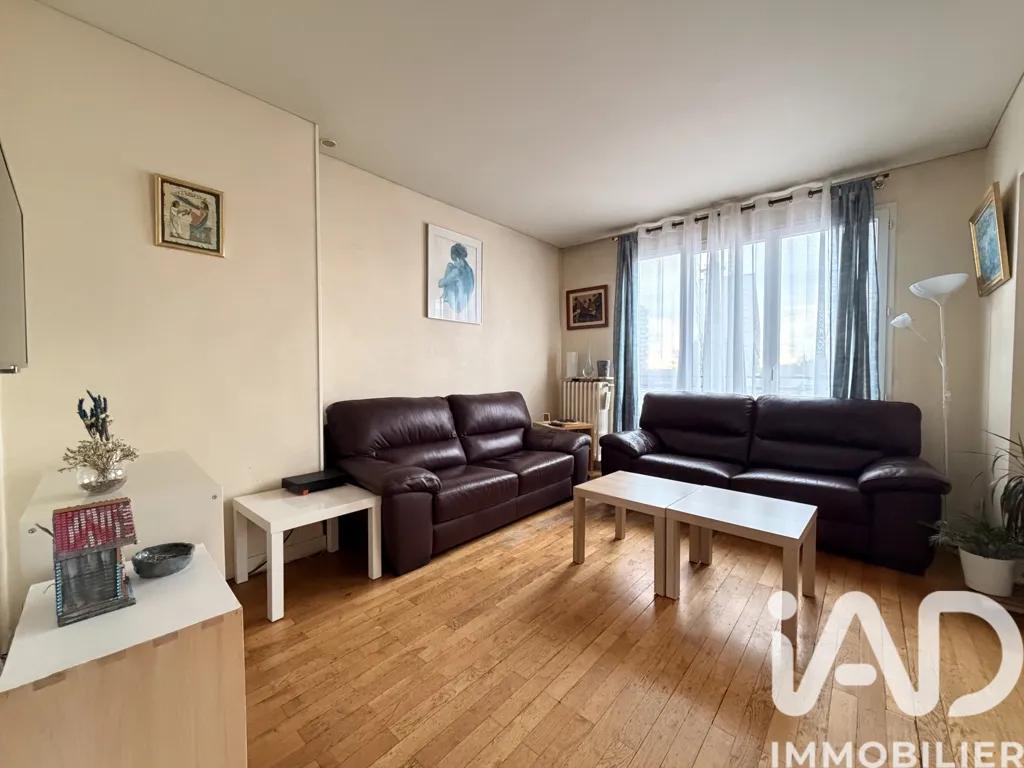Elutuba - Duplex Potential Apartment in Cachan