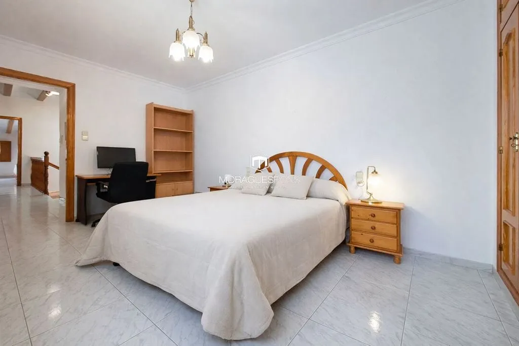 Chambres - Townhouse with Garage in Teulada Historic Centre