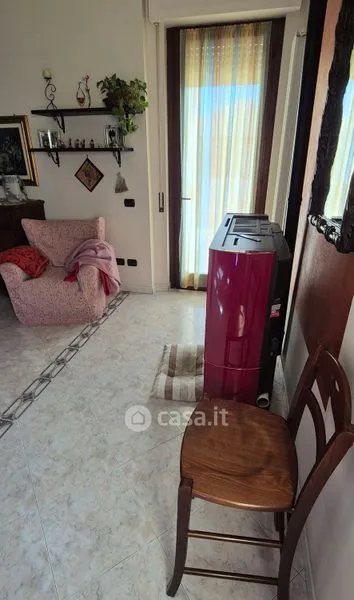 Soggiorno - Rustic Bifamily Villa with Garden in Trecate