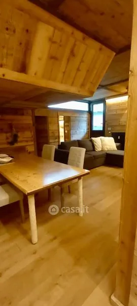 Séjour - Modernised Apartment with Parking in Courmayeur