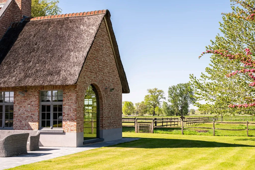 Esterno - Villa with Equestrian Facilities in Vinkt