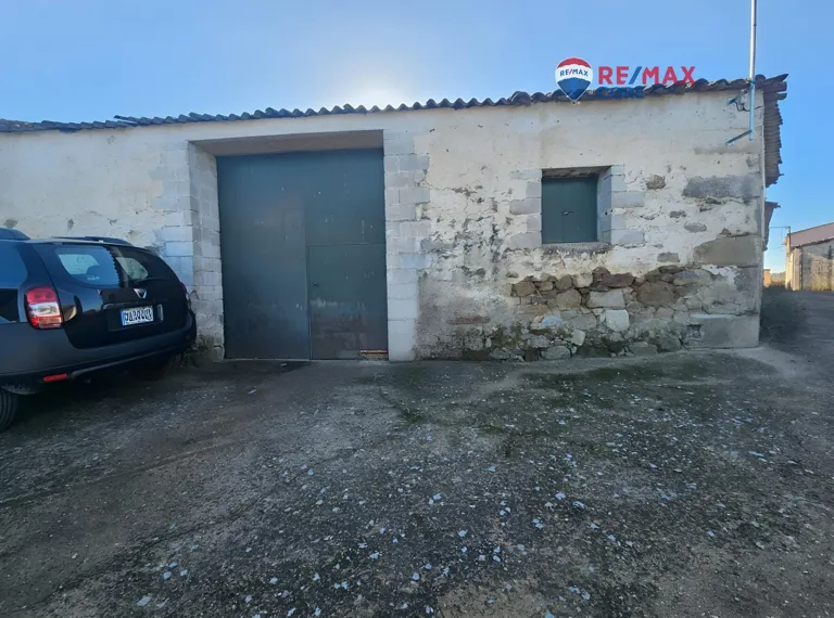 Detached House with Garden in Villamesias