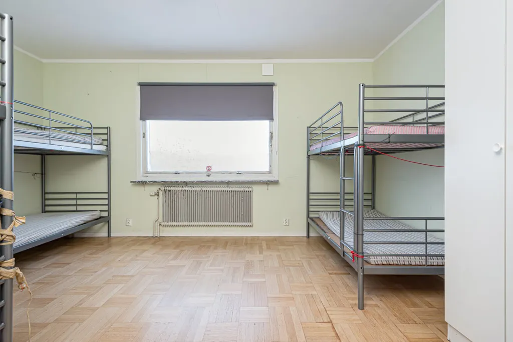 Bedrooms - Apartment with Shop Potential in Central Junsele