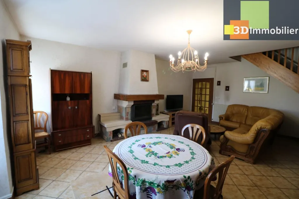Salle à manger - Maison Vigneronne avec Jardin à Domblans