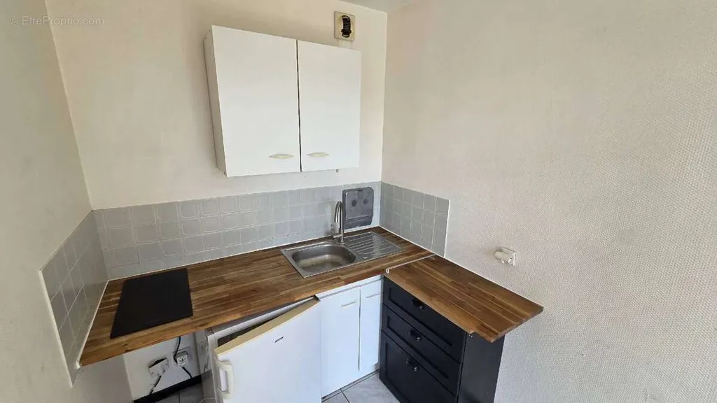 Cucina - Bright Apartment with Balcony in Rouen