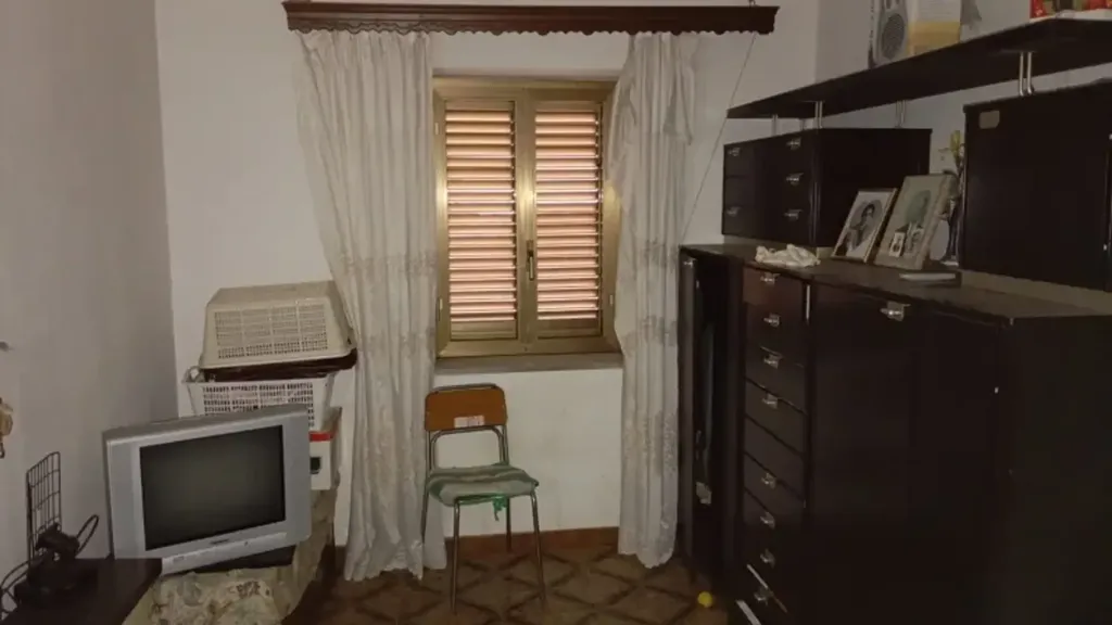 Office - Adjacent House with Balcony in Teano
