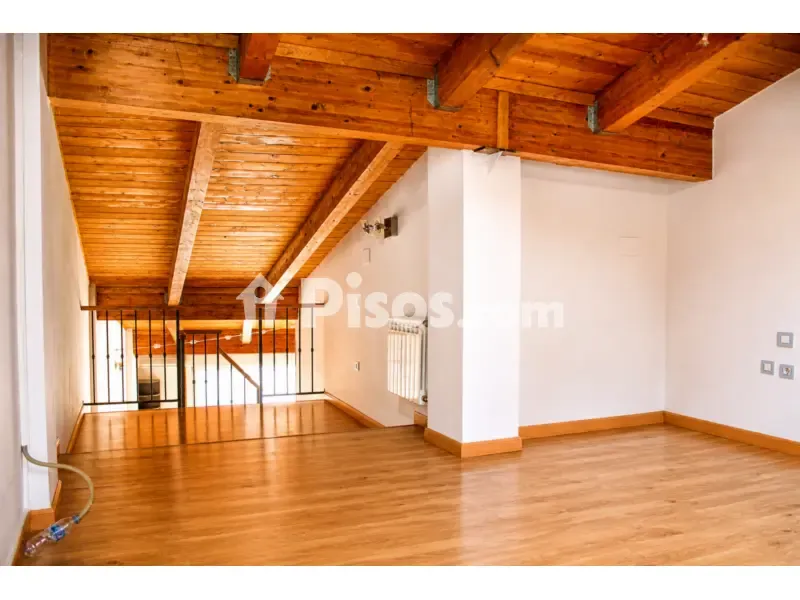 Pièces - Bright Duplex Apartment with Terrace in San Pablo