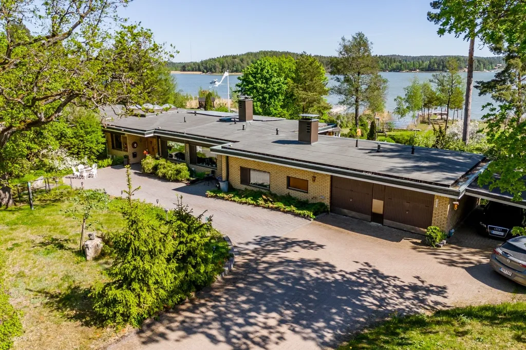 Vue aérienne - Beachfront House with Private Shore in Hirvensalo
