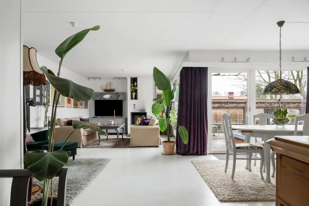 Salle à manger - 1-Storey Villa with Pool in Family-Friendly Area
