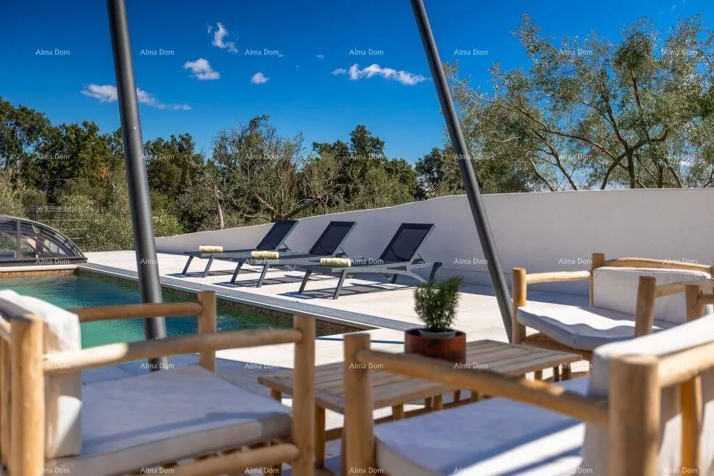 Piscina - New Villa with Pool near Labin