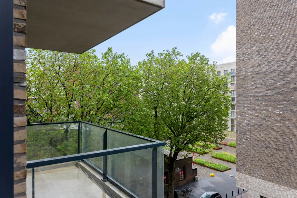 Balcon - Apartment with Balcony on Calandkade