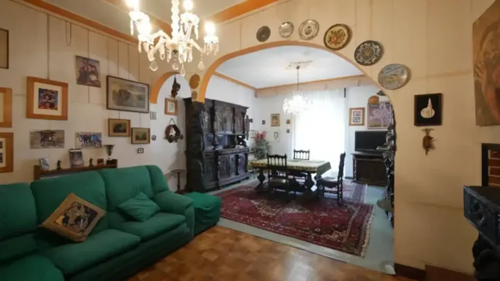 Living Room - Apartment with Centre View in Pavullo Nel Frignano