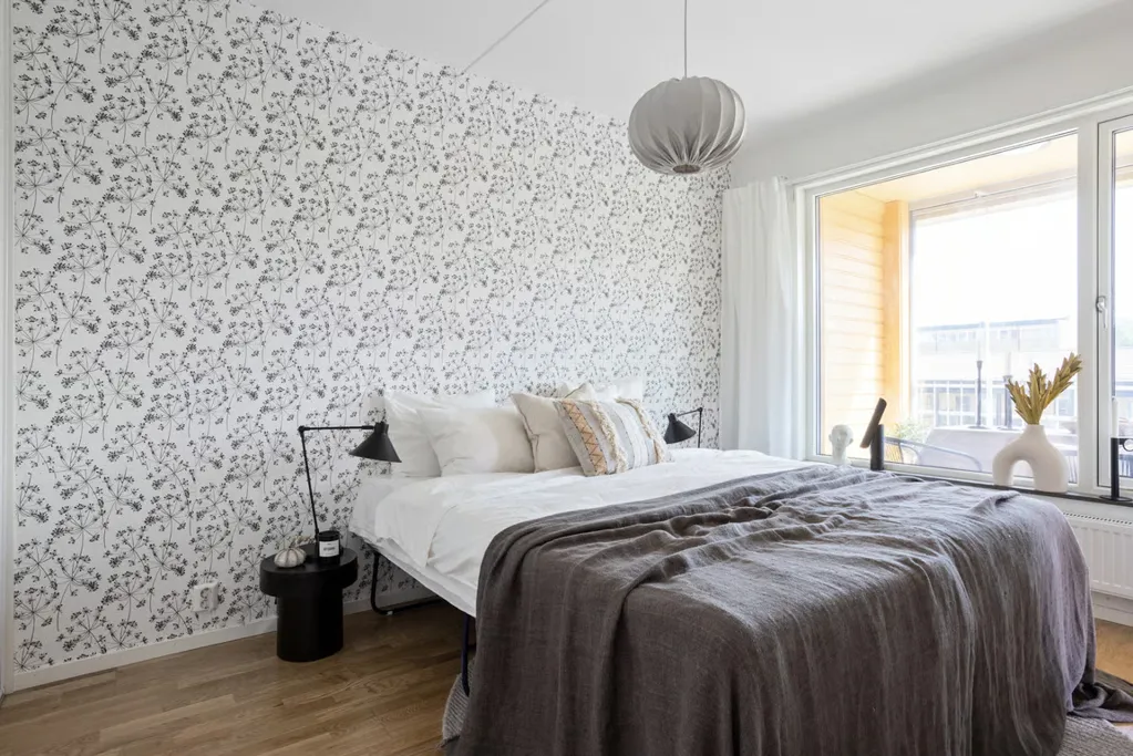 Magamistoad - Apartment with South-Facing Balcony in Vallhamra