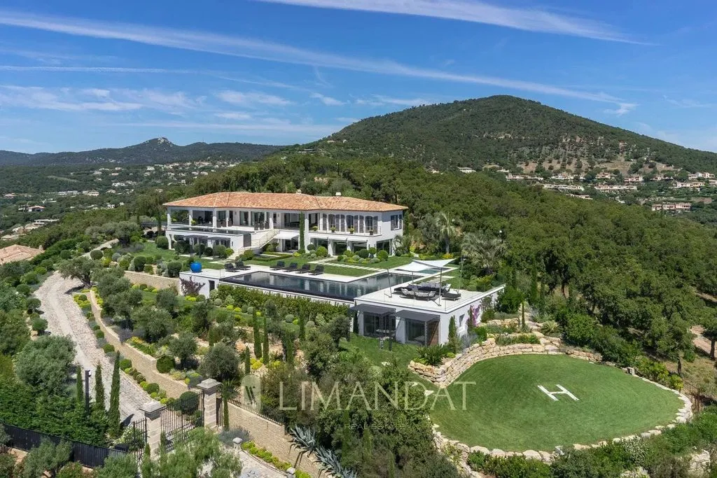 Õhuvaade - Luxury Villa with Sea View in Grimaud