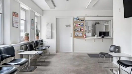 Bureau - Shop with Clinic Space in Kolding Centre