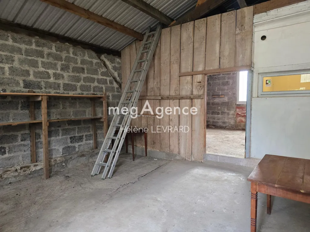 Garage - Character House with Renovation Potential in Voutre