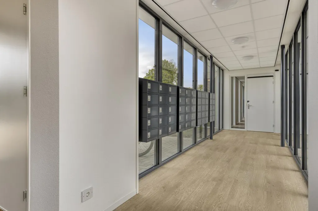 Esik - Ground Floor Apartment with Terrace in Goes