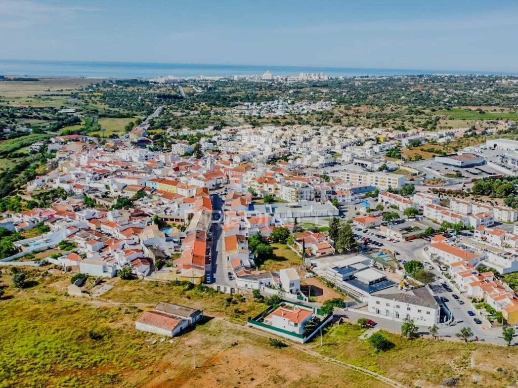 Õhuvaade - Ruined Property with Large Plot in Alcantarilha
