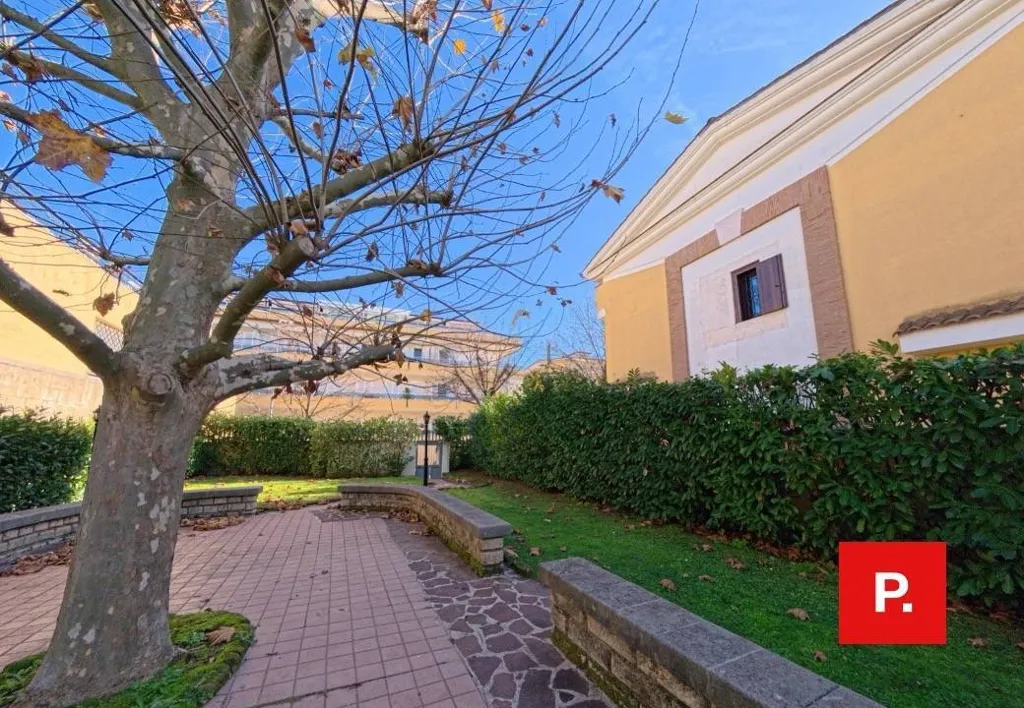 Jardin - Terraced Villa with Private Garden in Caserta