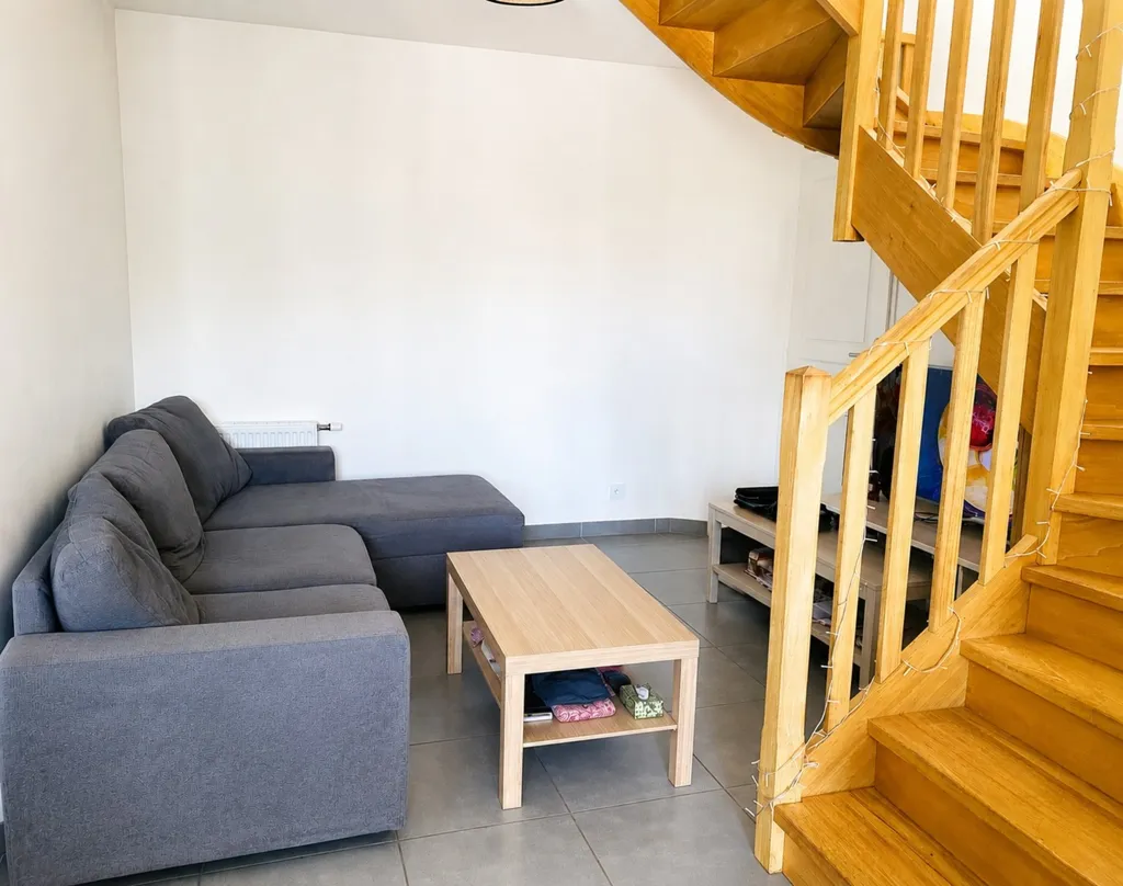Duplex Apartment with Balcony in Nanterre