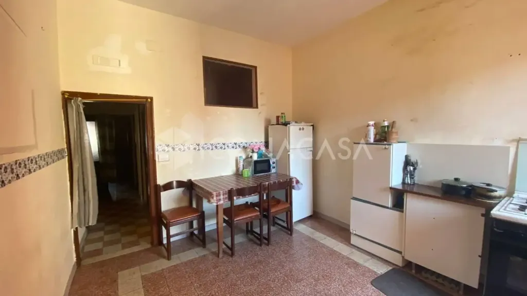 Cuisine - Triplex with Double Aspect in Barletta