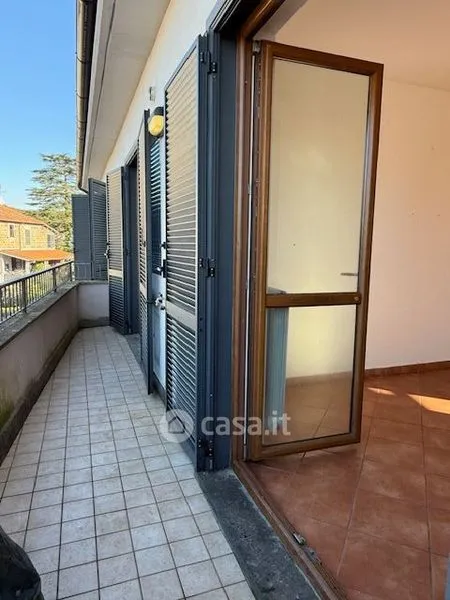 Terrasse - Fully Furnished Flat with Balcony in Capranica