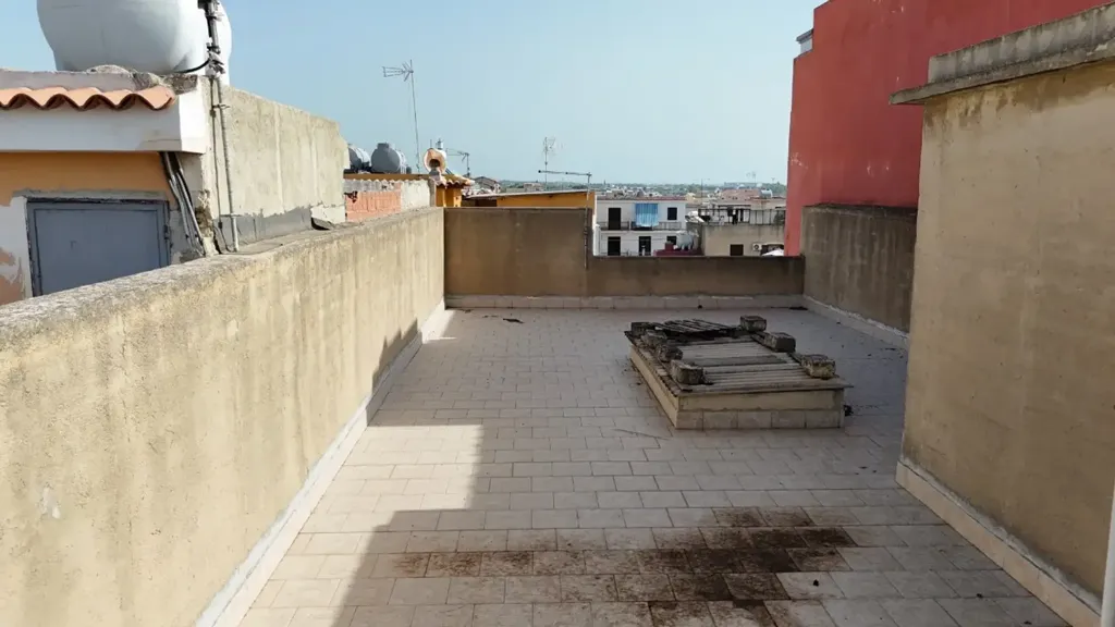 Terrass - Under Construction House with Terrace in Avola