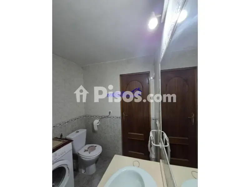 Salles de bain - Two-Storey House with Terrace in Cañero