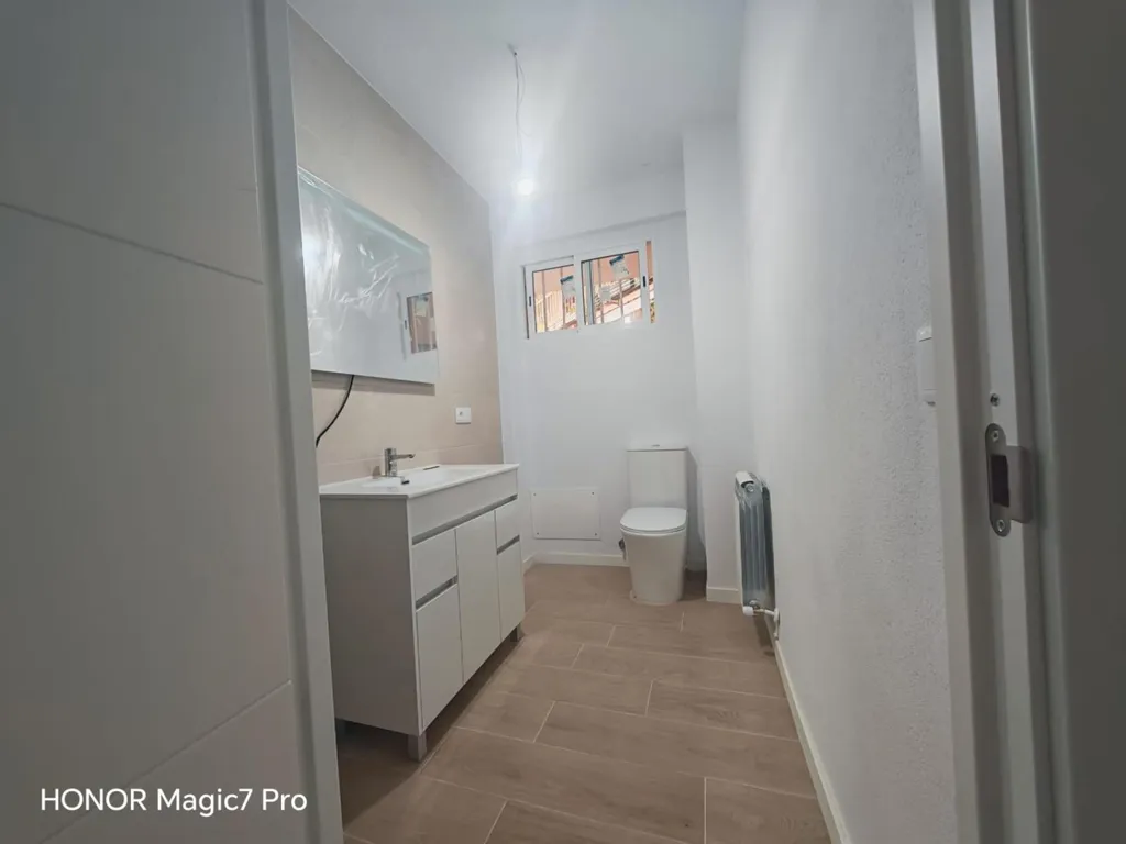 3 magamistoaga korter asukohas Zamora