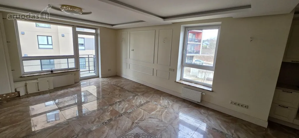 Séjour - 2-Bedroom Apartment with Balcony in Vilnius
