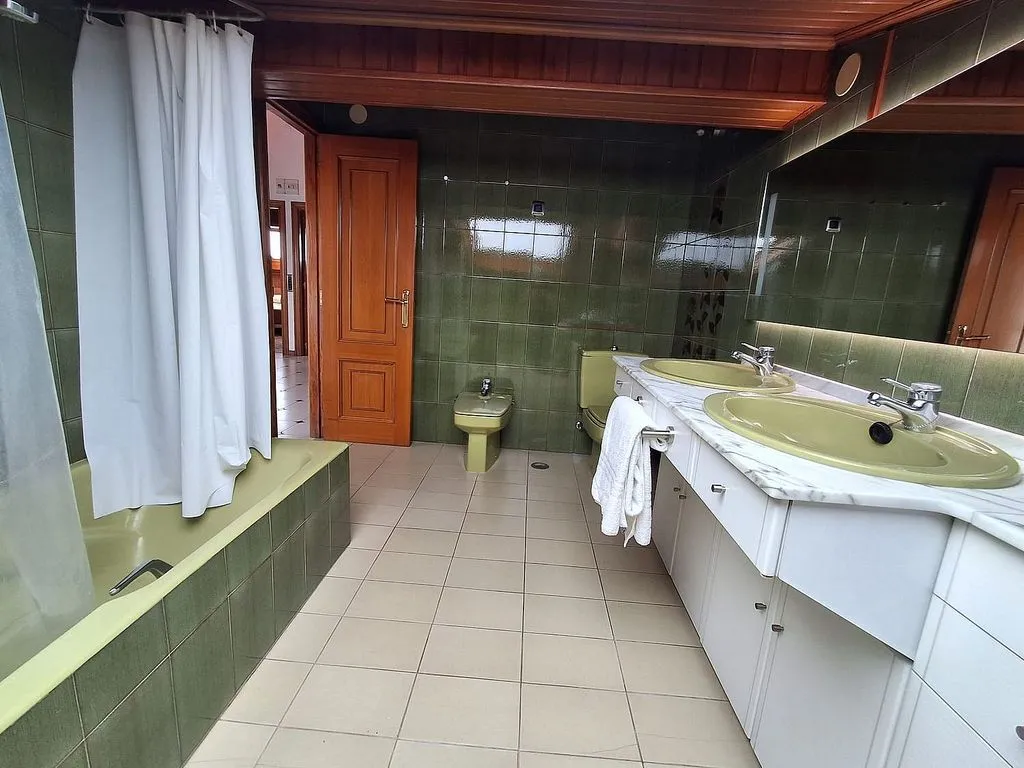Salles de bain - Duplex with Terrace in Ferrol's Heart