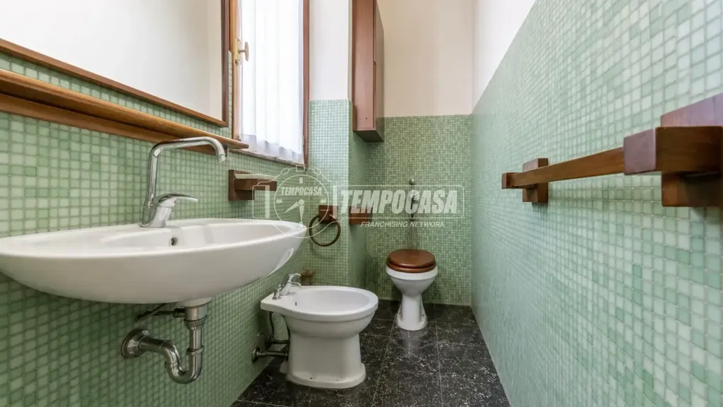 Vannitoad - Triplex with Two Entrances in Milan