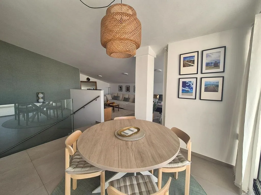 Comedor - Ático duplex con terraza en Carrer de l'Estatut Valencià