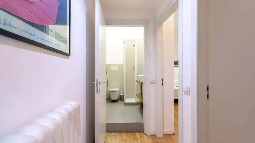 hallway_entrance