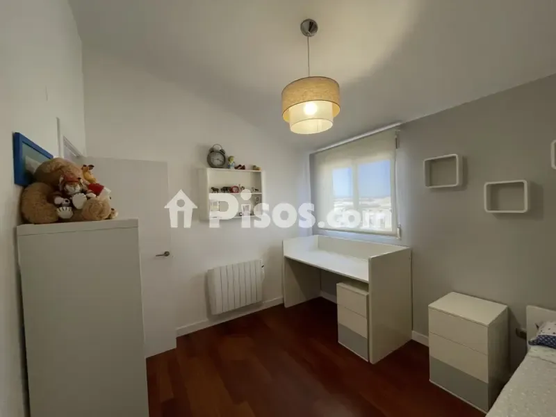 Chambres - Modernised Duplex with Mountain View in Beniparrell