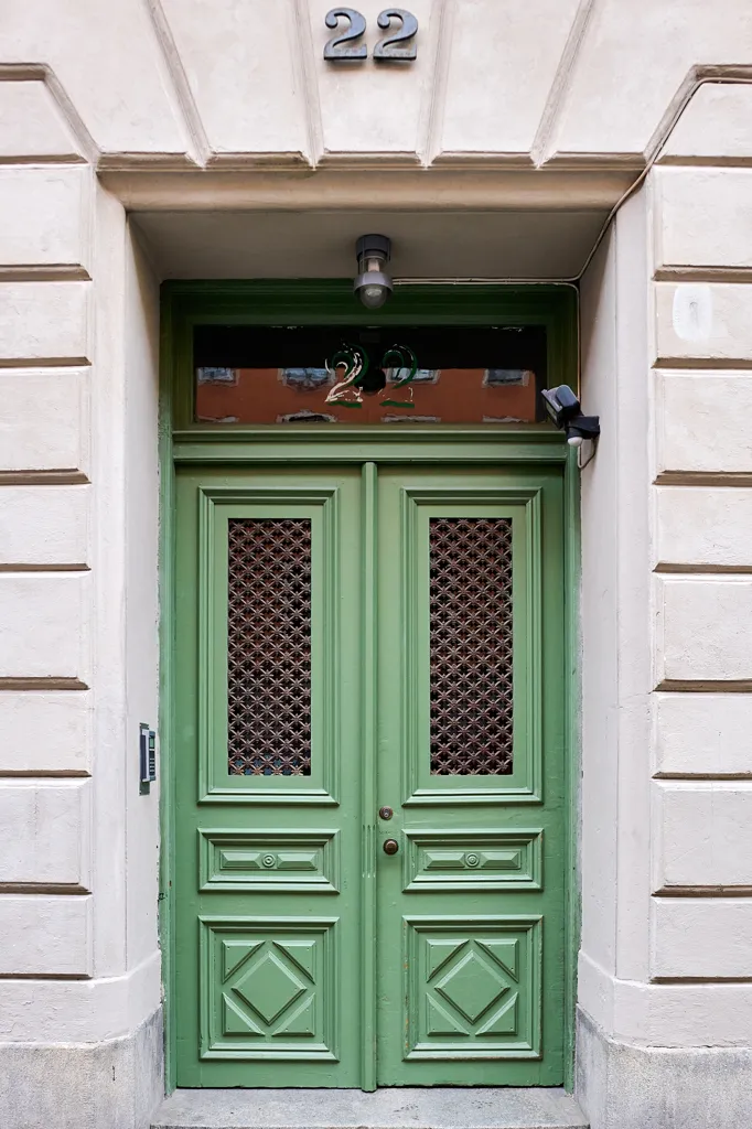 Ingresso - Turn-of-the-Century Flat with Balcony in Södermalm