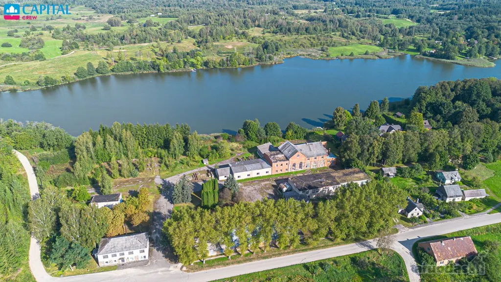 Vue aérienne - Masonry Manor by Lake in Molėtai