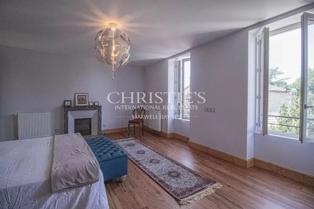 Magamistoad - Converted Surgery Home with Garden in Bastide Village