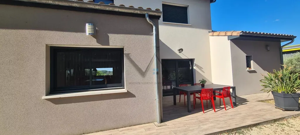 Terrasse - Villa Contemporaine avec Vue Dominante près de Montélimar