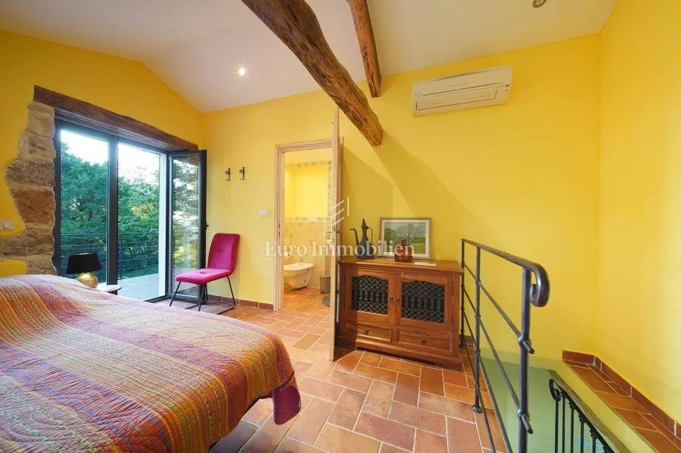 Chambres - Renovated Estate with Panoramic Views in Lupoglav