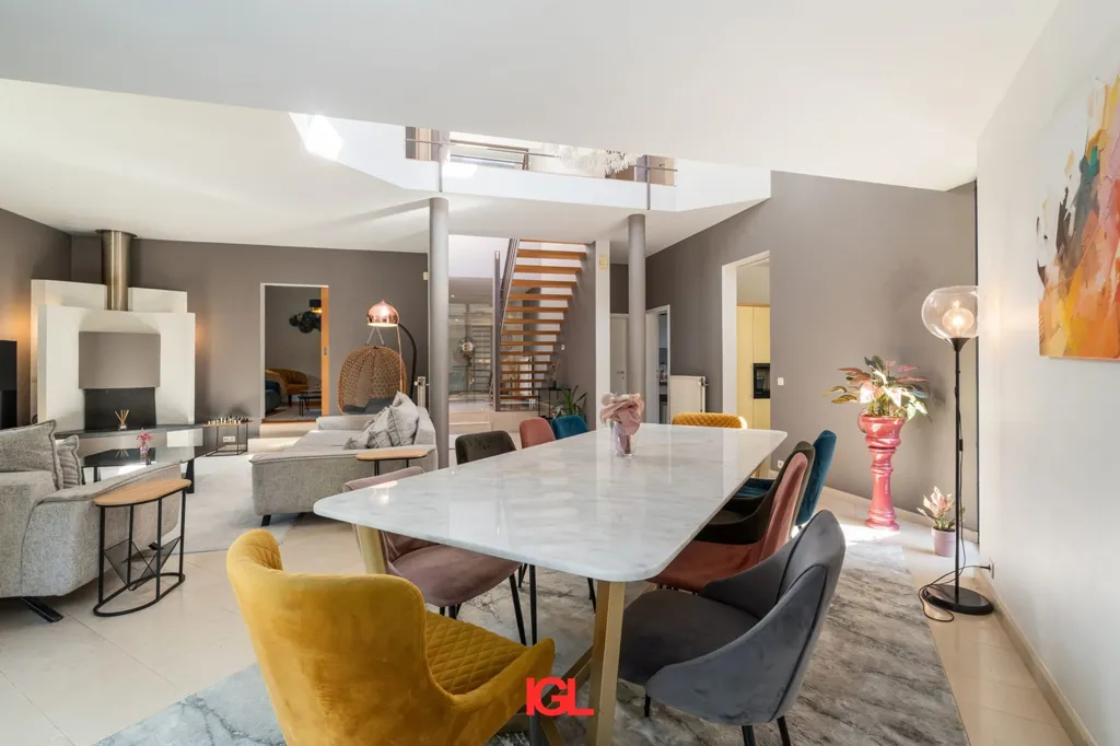 Söögituba - Spacious Villa with Garden in Leeuw-Saint-Pierre
