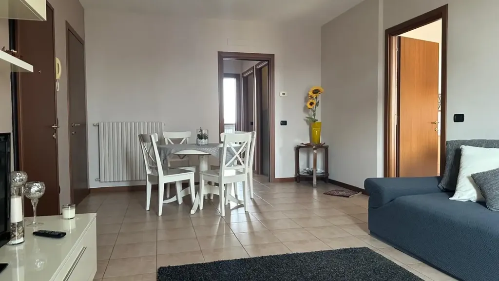 Séjour - Modern Flat with Balcony in Rottofreno