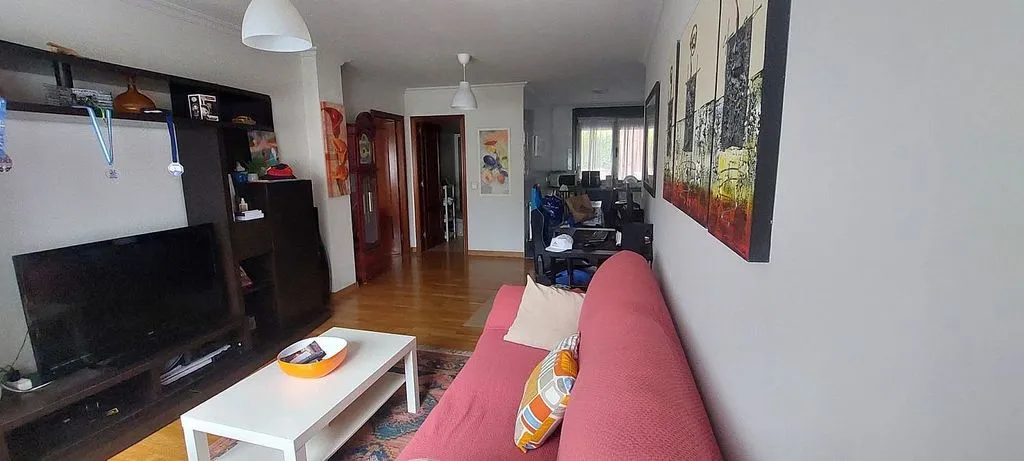 Elutuba - 1-Bedroom Apartment with Balcony in Oviedo