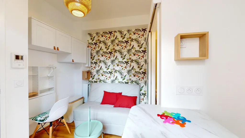 Chambres - Studio Meublé en RDC à Dijon