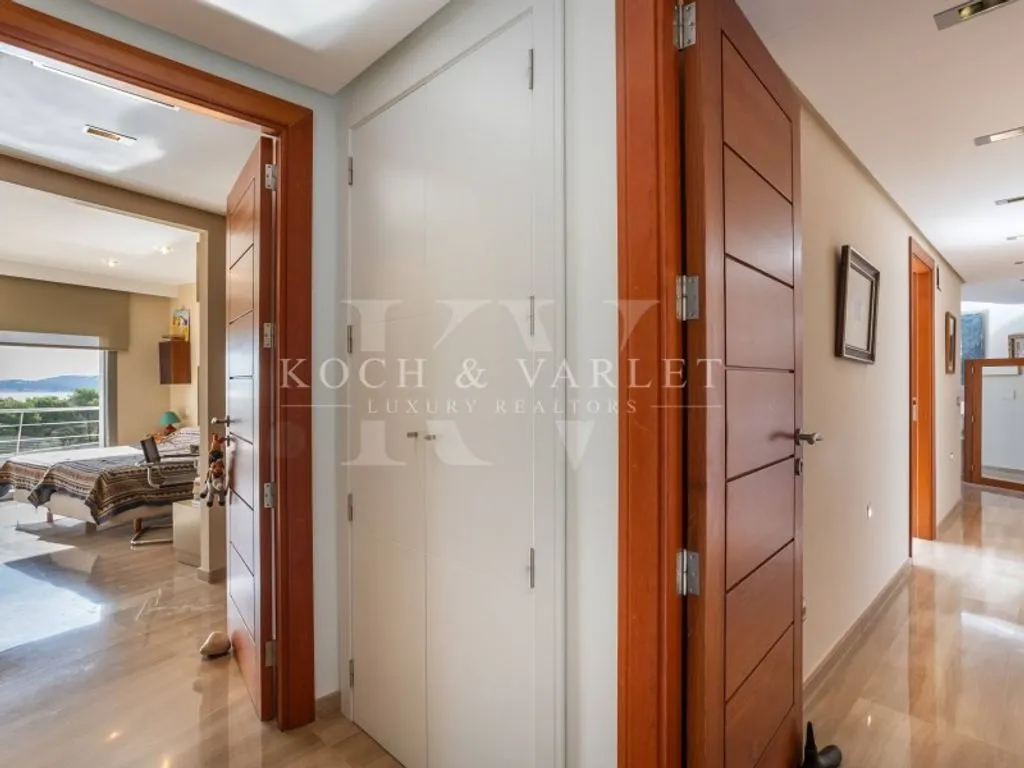 Esik - Luxury Villa with Panoramic Views in Javea