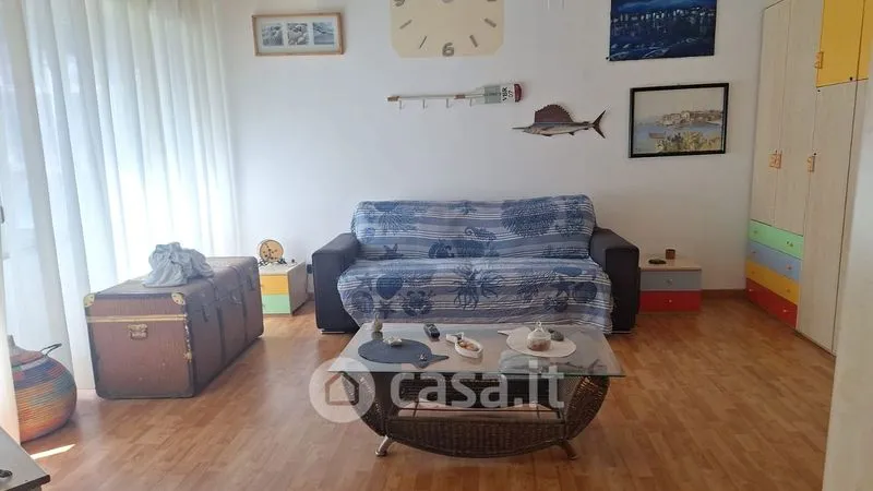 Elutuba - Central Studio with Balcony in Messina