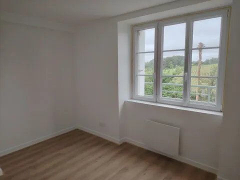 Toad - Renovated House with Garden in Ploudaniel